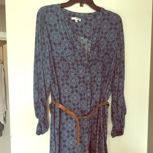 Long sleeved navy dress